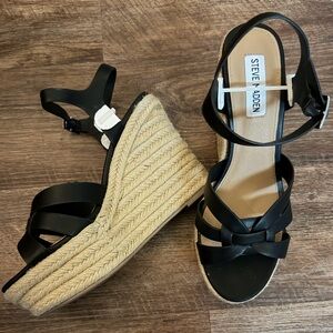 Steve Madden Black and Tan Wedge Sandals